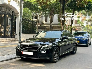 Mua Ô Tô Cũ Mercedes C200 Exclusive 2019 Màu Đen Mới Đi 4 Vạn