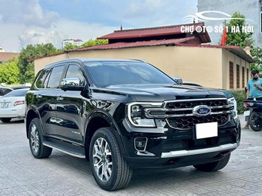Mua Bán Xe Ô Tô Cũ Everest 2 Cầu Màu Đen, Chạy 1,2 Vạn