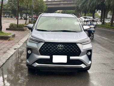 Mua Bán Xe Ô Tô Cũ Toyota Veloz Cross Top, Màu Xám, Giá 645 Triệu