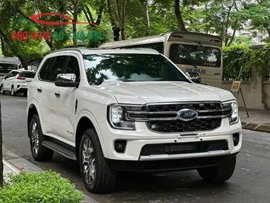 Mua bán ô tô cũ Ford Everest Titanium 2.0L 4x2 AT – SUV nhập khẩu đáng mua nhất!