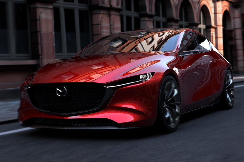 Giá bán xe Mazda 3 cũ bản sedan và hatchback theo từng đời