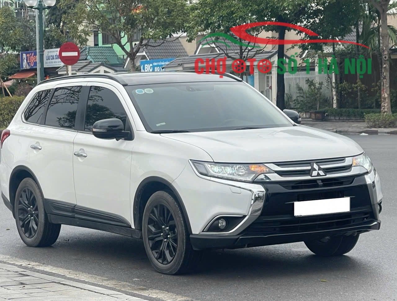 Thiết kế ngoại thất xe lịch lãm sang trọng